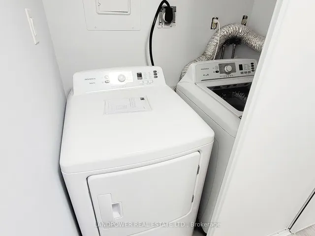 Additional image 32 of 10 Tapscott Rd Unit 1011