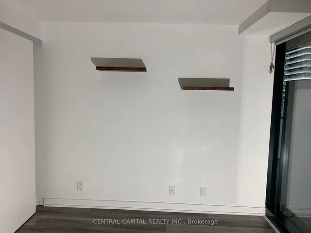 Additional image 10 of 11 Charlotte St Unit 1401