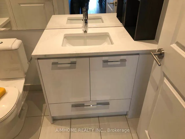 Additional image 10 of 1 Bloor St Unit 4009