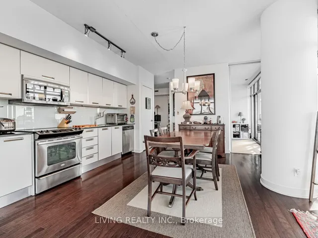 Additional image 4 of 33 Charles St Unit 2604