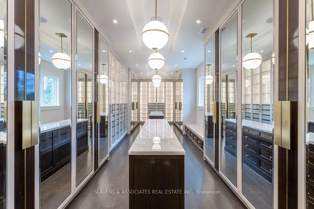 Additional image 24 of 15 Tudor Gate