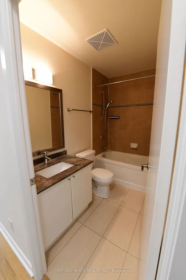 Additional image 8 of 33 Bay St Unit 2510