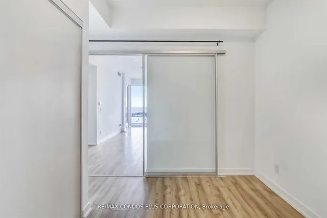 Additional image 16 of 135 East Liberty St Unit 1402