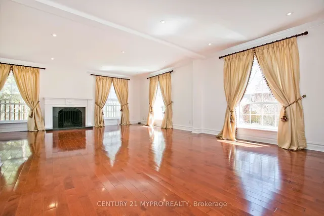 Additional image 5 of 9 Shady Oaks Cres