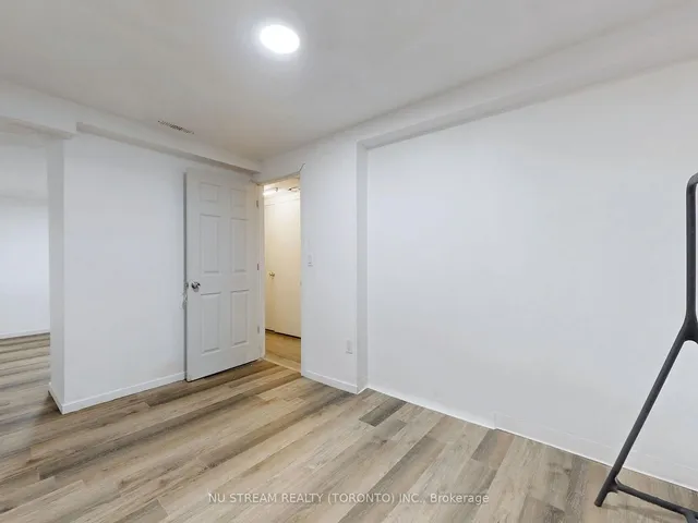 Additional image 32 of 23 Ross St