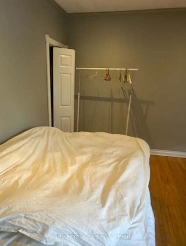 Additional image 12 of 34 Dartnell Ave