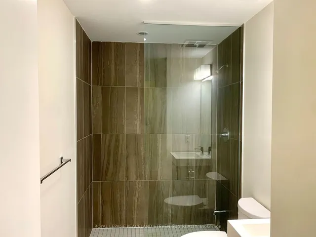 Additional image 20 of 17 Dundonald St Unit 704