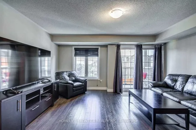 Additional image 5 of 137 Isaac Devins Blvd Unit 6