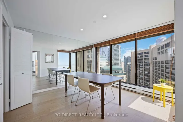 Additional image 4 of 65 Harbour Sq Unit 3306