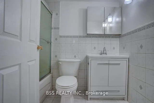 Additional image 6 of 3380 Eglinton Ave Unit 402