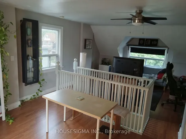 Additional image 39 of 256 Woodbine Ave