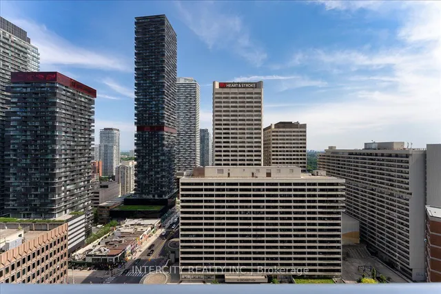 Additional image 15 of 33 Helendale Ave Unit 1908