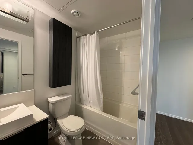 Additional image 23 of 68 Shuter St Unit 1911