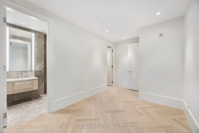 Additional image 26 of 7 Dale Ave Unit 105