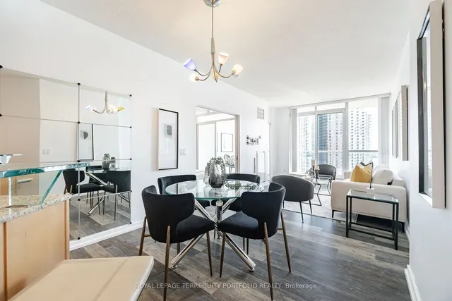 208 Queens Quay Unit 2503