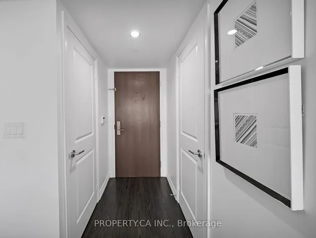Additional image 7 of 386 Yonge St Unit 2105