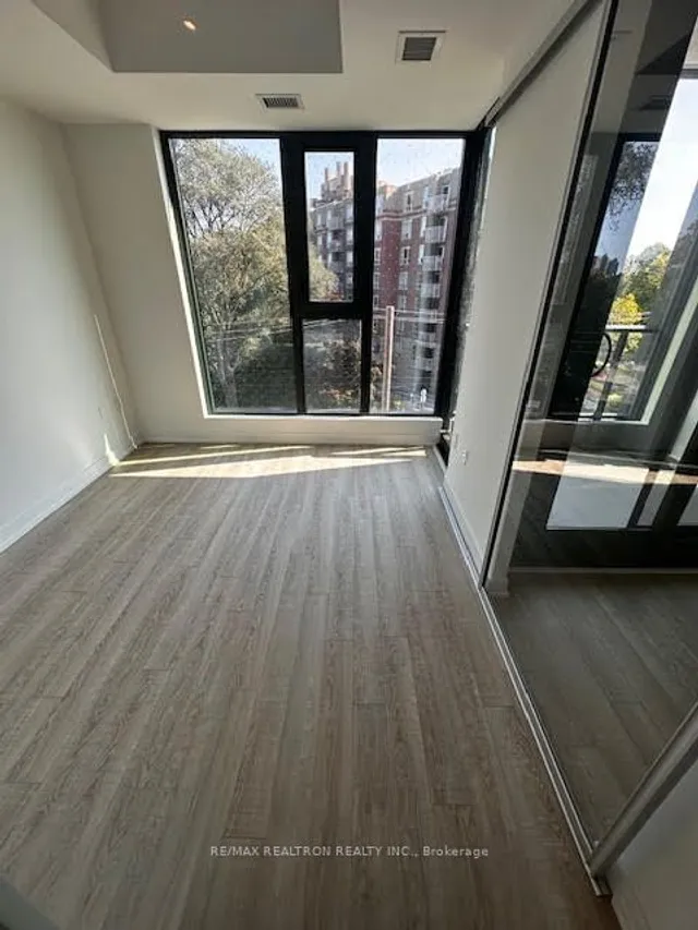 Additional image 13 of 250 Lawrence Ave Unit 415