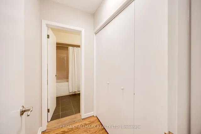 Additional image 22 of 59 Sandringham Dr