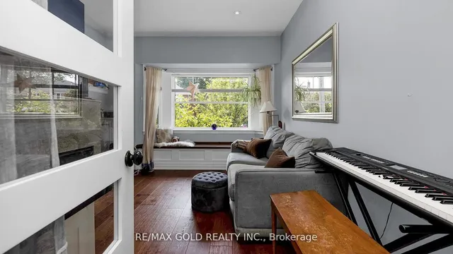 Additional image 40 of 73 Eleventh St