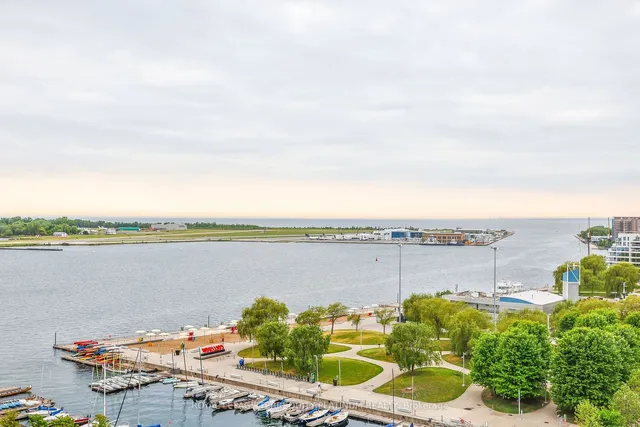 Additional image 18 of 270 Queens Quay Unit 1408