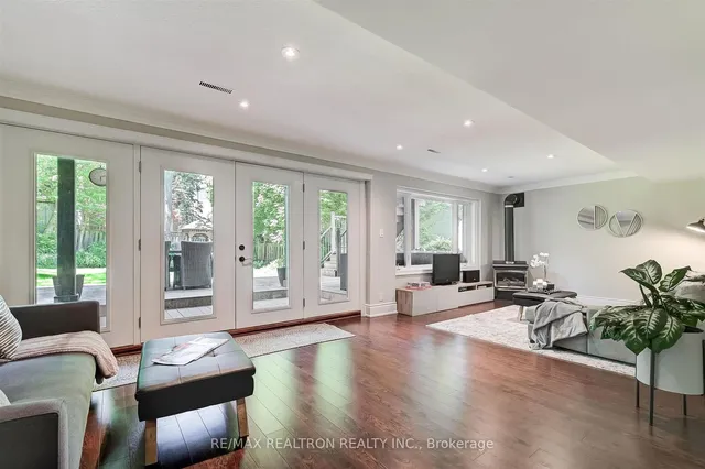 Additional image 28 of 102 Edenbridge Dr