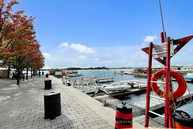 Additional image 37 of 270 Queens Quay Unit 2504
