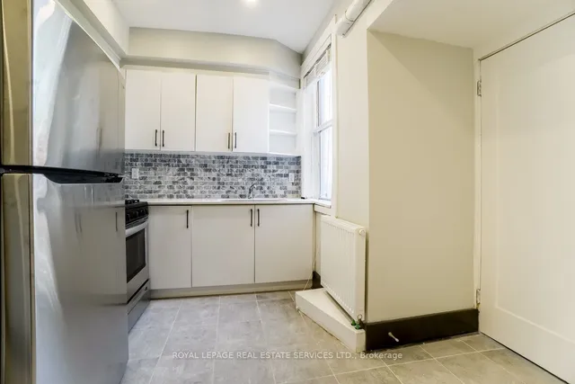 Additional image 8 of 31 Tyndall Ave