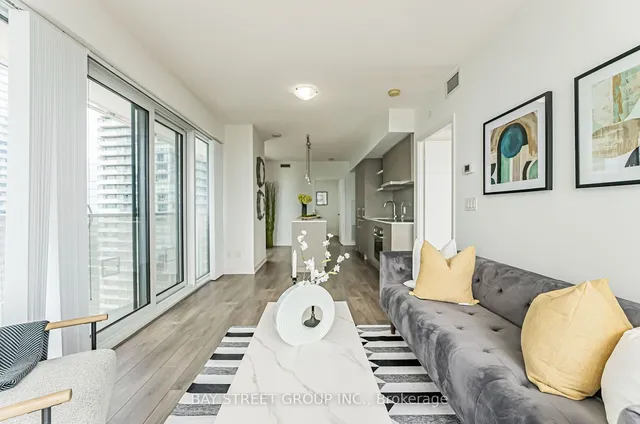 Additional image 16 of 100 Harbour St Unit 4310