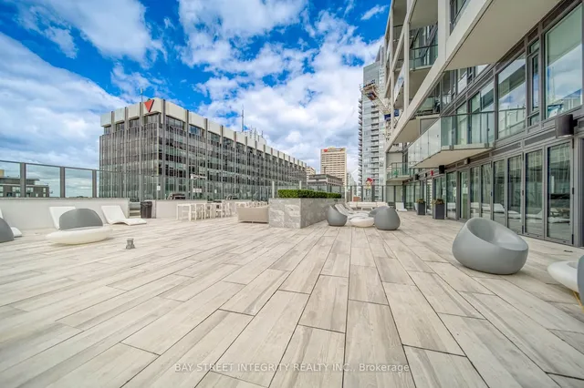 Additional image 30 of 5 Soudan Ave Unit 1002