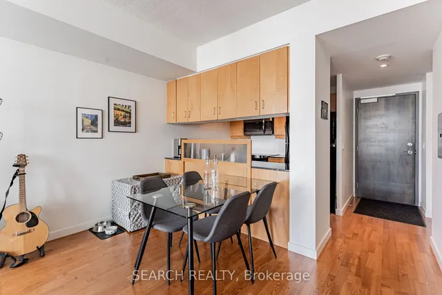 Additional image 7 of 281 Mutual St Unit 2104