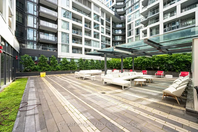 Additional image 38 of 576 Front St Unit 1801E