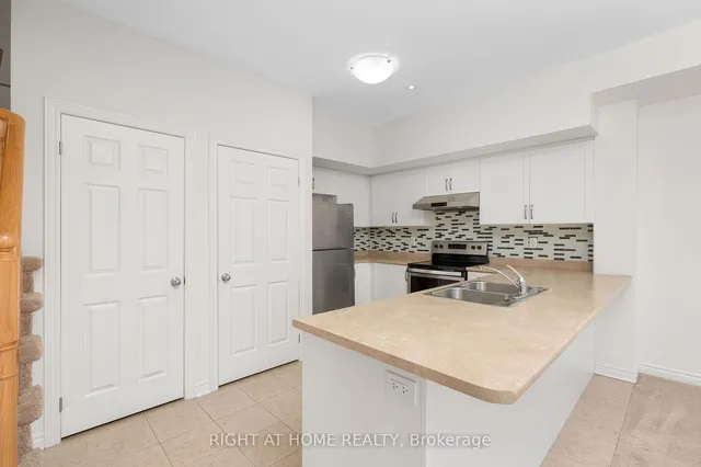 Additional image 10 of 1 Eaton Park Lane Unit 20