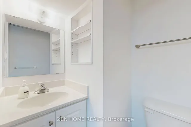 Additional image 29 of 38 Cresthaven Dr