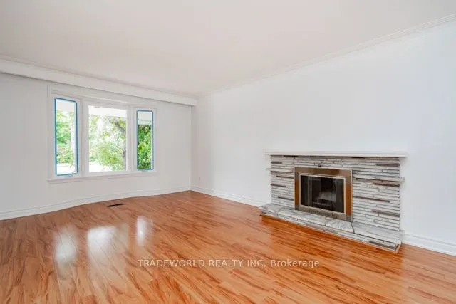 Additional image 4 of 133 Bannatyne Dr