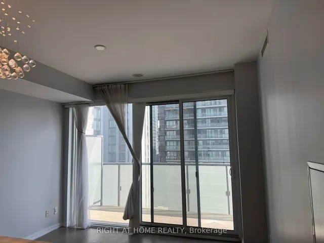 Additional image 7 of 101 peter St Unit 3408
