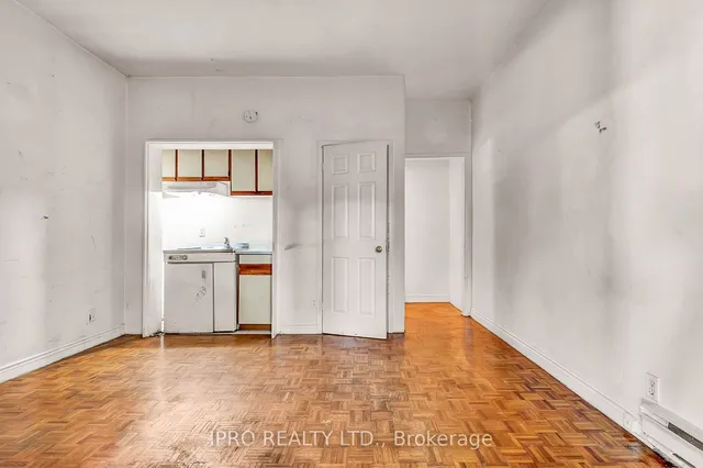 Additional image 19 of 1244 College St