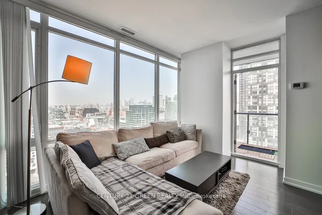 Additional image 8 of 170 Fort York Blvd Unit 2404