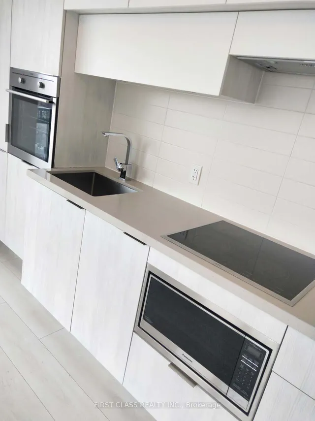 Additional image 7 of 8 Eglinton Ave Unit 2102