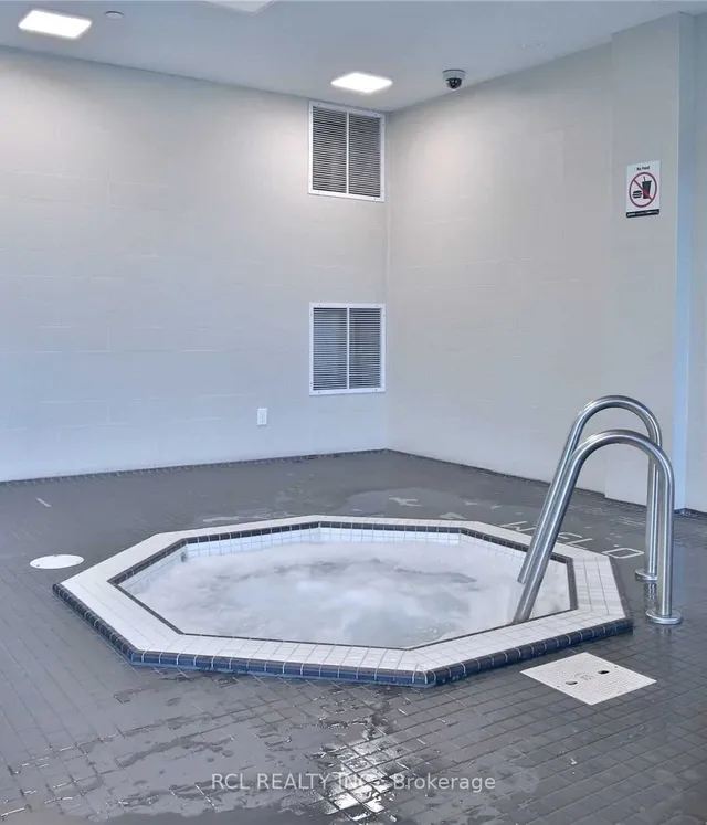 Additional image 20 of 275 Yorkland Rd Unit 1809