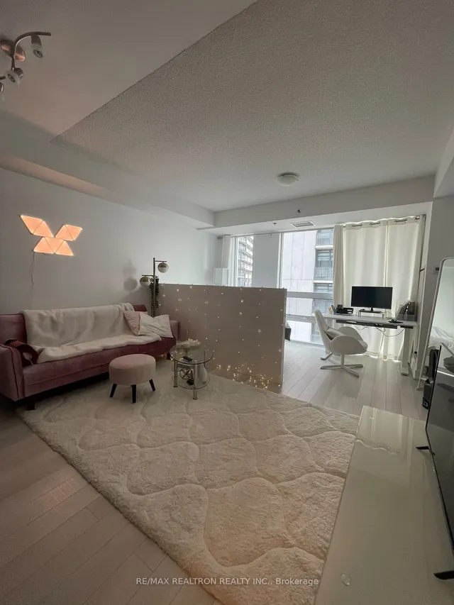 Additional image 4 of 318 Richmond St Unit 1510