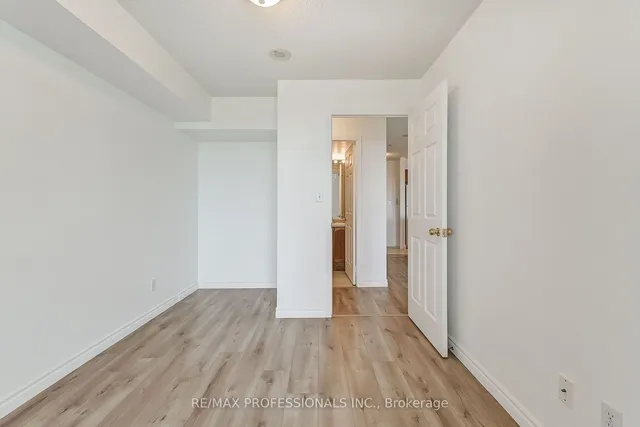 Additional image 20 of 18 Spring Garden Ave Unit 1607