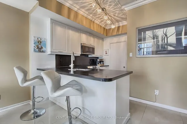 Additional image 8 of 550 Front St Unit PH6