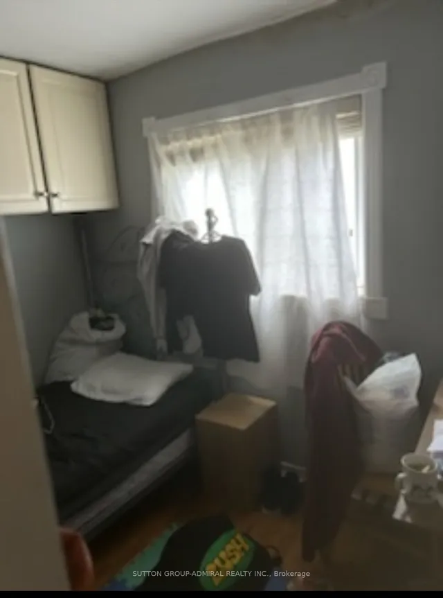 Additional image 15 of 34 Dartnell Ave