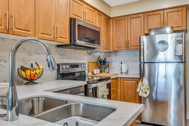 Additional image 15 of 2464 Weston Rd Unit 1014