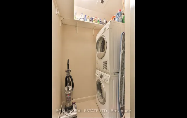 Additional image 16 of 500 Sherbourne St Unit 809