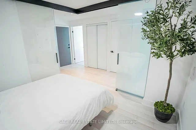 Additional image 11 of 1888 Queen St Unit 206