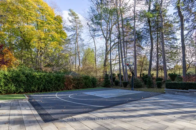 Additional image 39 of 15 Tudor Gate