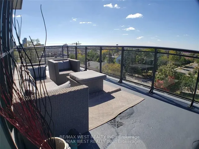 Additional image 5 of 16 McAdam Ave Unit 409