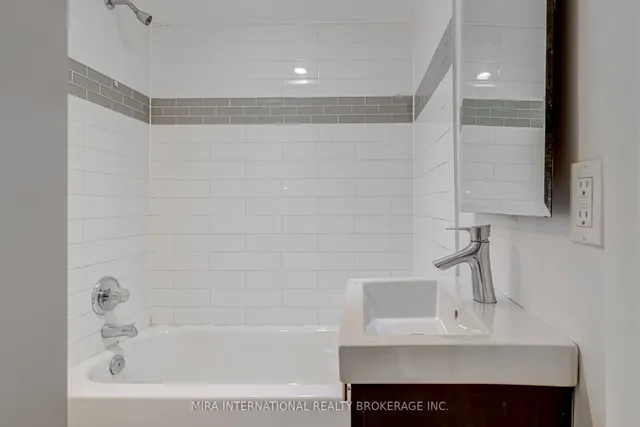 Additional image 28 of 11 Laxton Ave