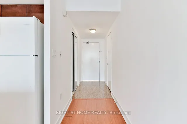 Additional image 2 of 3 Navy Wharf Crt Unit 1211